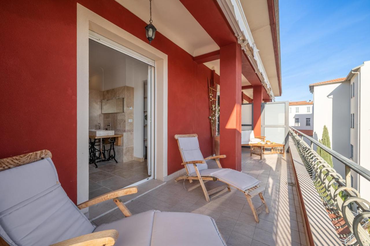 La Fabrique A Poupees - Chambres Et Appartements De Charme Au Coeur De Menton Eksteriør billede