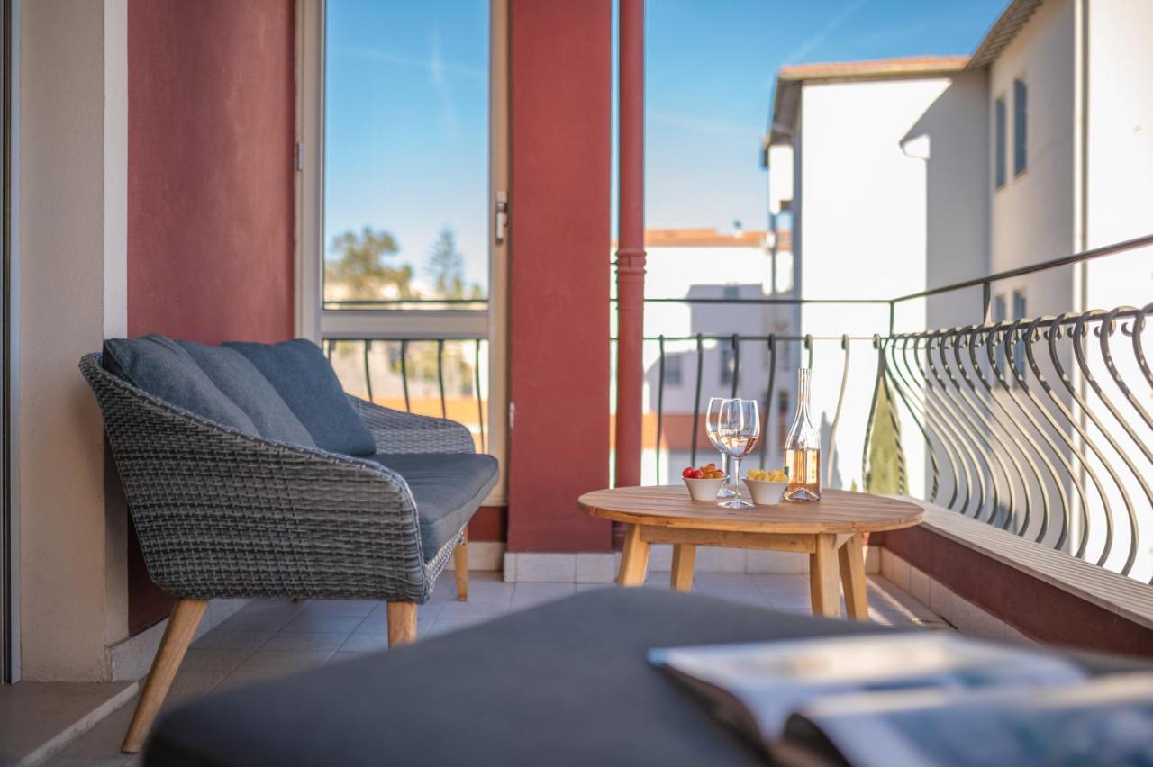 La Fabrique A Poupees - Chambres Et Appartements De Charme Au Coeur De Menton Eksteriør billede