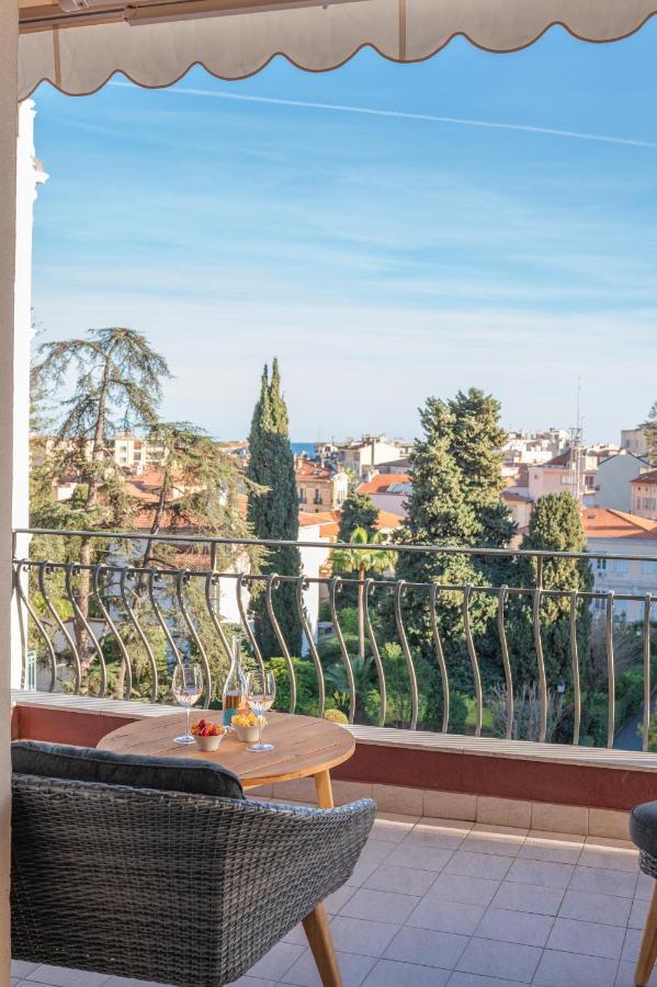La Fabrique A Poupees - Chambres Et Appartements De Charme Au Coeur De Menton Eksteriør billede